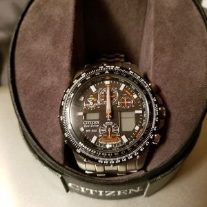 Citizen eco drive Skyhawk AT